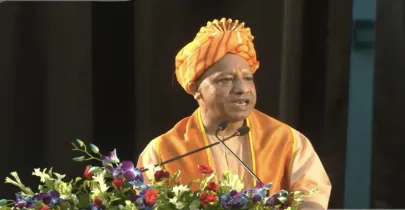 CM Yogi Adityanath का बड़ा कदम: ई-कॉमर्स से उत्तर प्रदेश बनेगा ‘उद्यम प्रदेश’